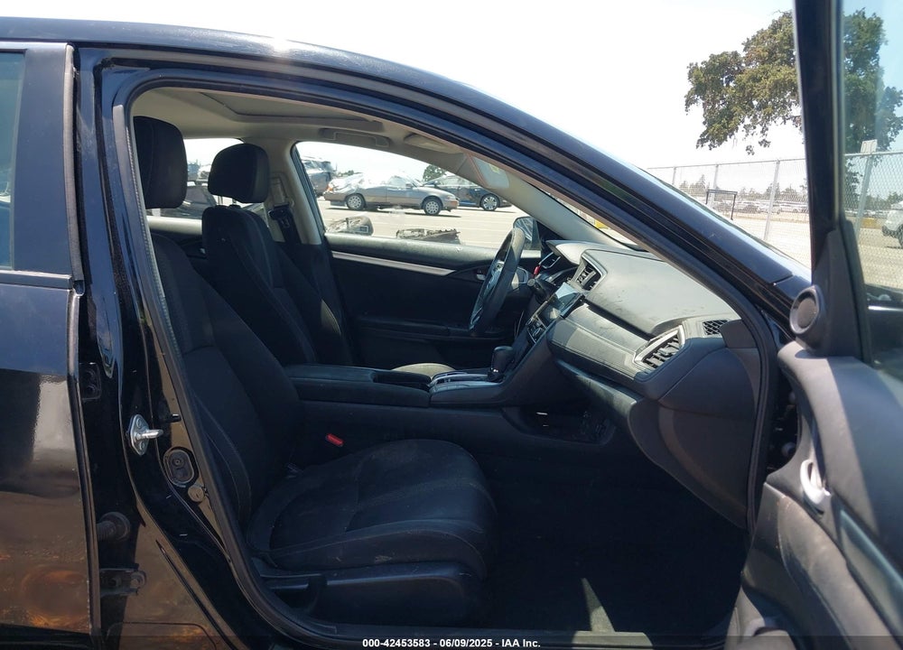 2018 HONDA CIVIC EX VIN: 2HGFC2F79JH518723