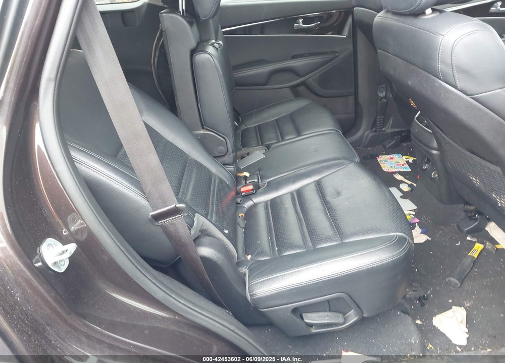 2016 KIA SORENTO VIN: 5XYPHDA17GG023978