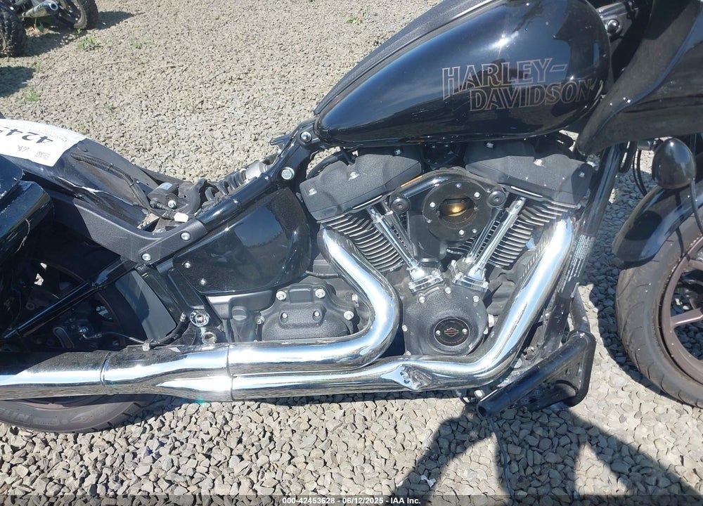 2022 HARLEY-DAVIDSON FXLRS VIN: 1HD1YWZ1XNB013831