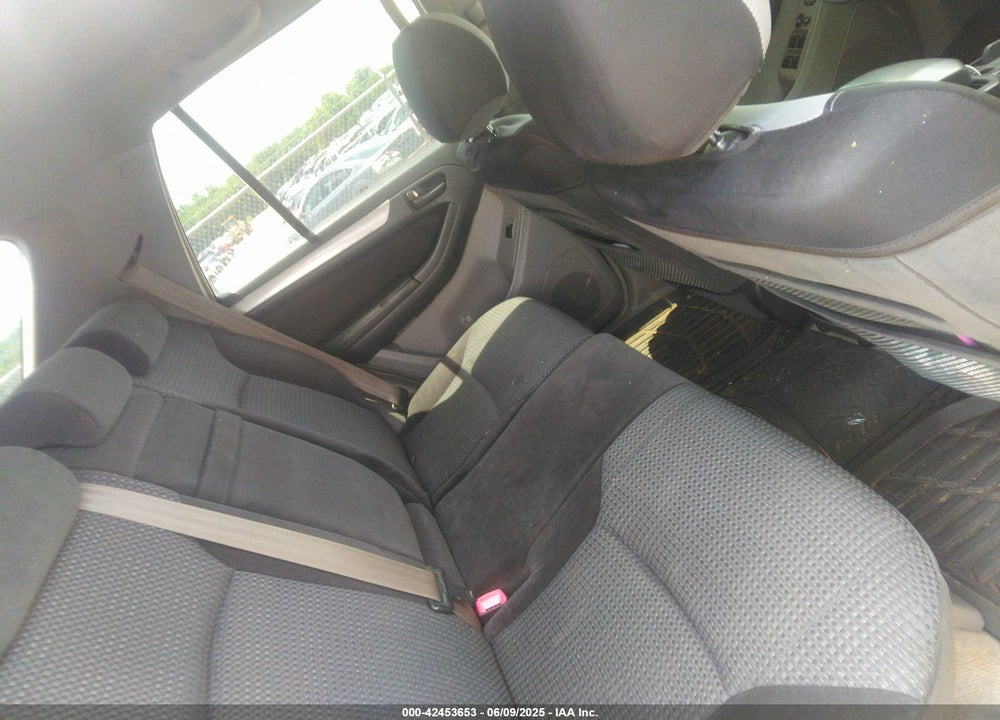 2005 TOYOTA 4RUNNER SR5 SPORT V6 VIN: JTEBU14R858039144