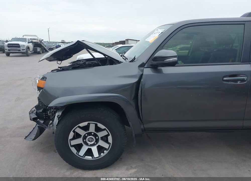 2017 TOYOTA 4RUNNER TRD OFF ROAD PREMIUM VIN: JTEBU5JR6H5480109