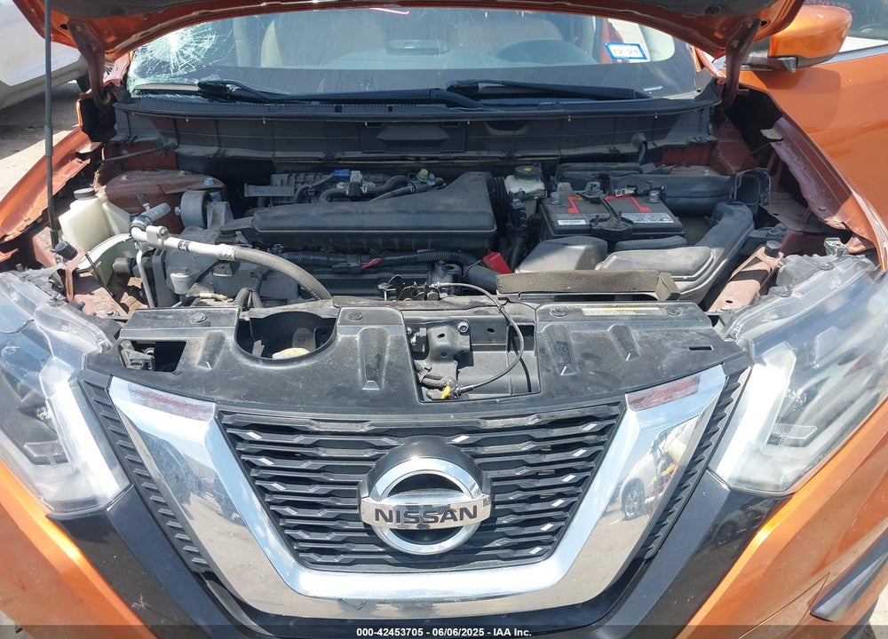 2017 NISSAN ROGUE VIN: 5N1AT2MT5HC731542