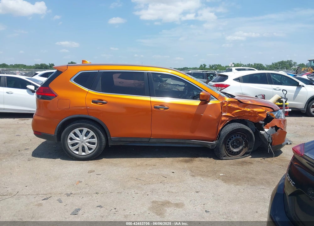 2017 NISSAN ROGUE VIN: 5N1AT2MT5HC731542