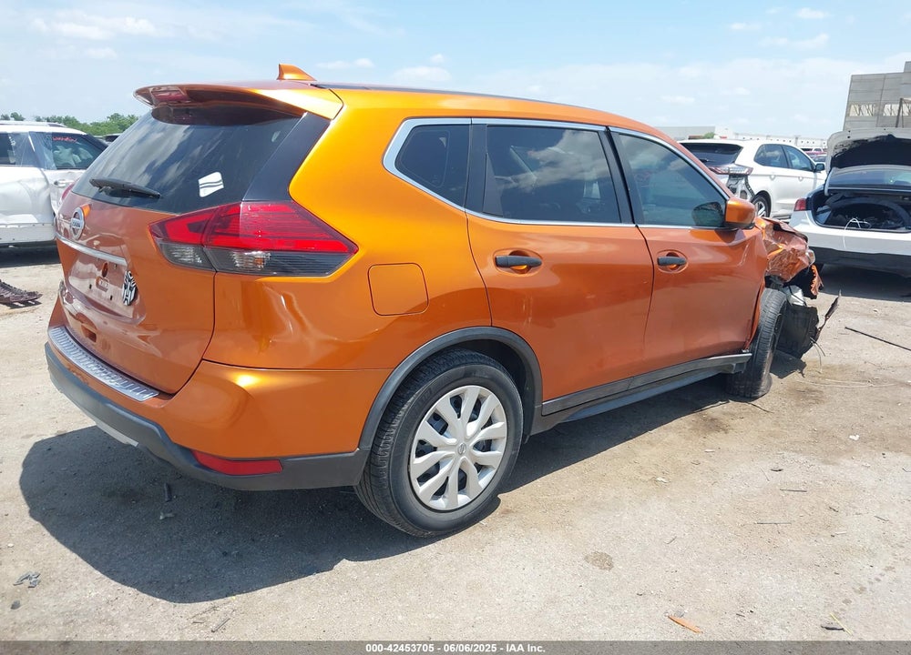 2017 NISSAN ROGUE VIN: 5N1AT2MT5HC731542