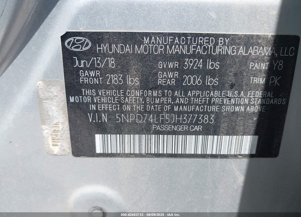 2018 HYUNDAI ELANTRA VIN: 5NPD74LF5JH377383
