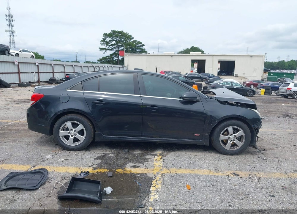 2016 CHEVROLET CRUZE LIMITED VIN: 1G1PE5SB8G7131652