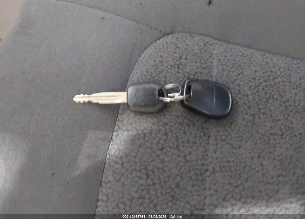 2005 KIA SPECTRA EX/LX/SX VIN: KNAFE121355095037