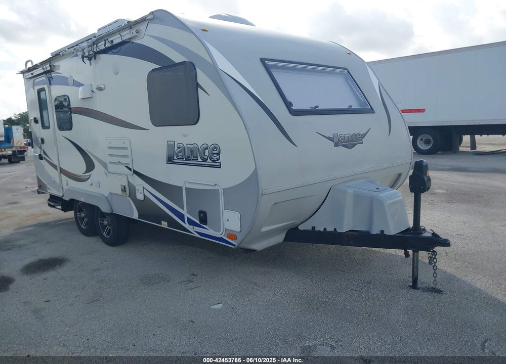 2017 OTHER LANCE VIN: 56YTT1622HL320465
