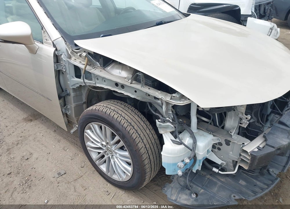 2013 LEXUS ES 350 VIN: JTHBK1GGXD2040896