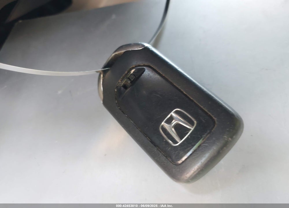 2015 HONDA ACCORD VIN: 1HGCR2F70FA126611