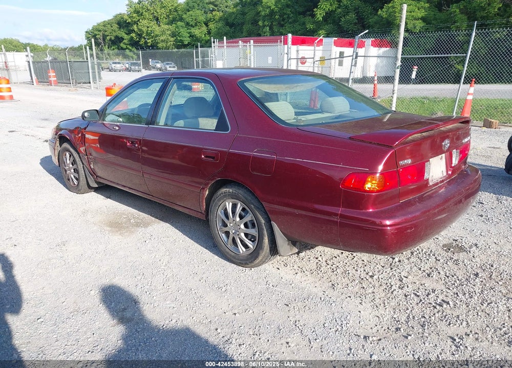2001 TOYOTA CAMRY LE VIN: 4T1BG22K01U043600