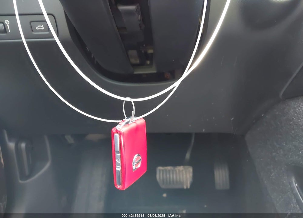 2020 VOLVO XC40 VIN: YV4AC2HKXL2192885