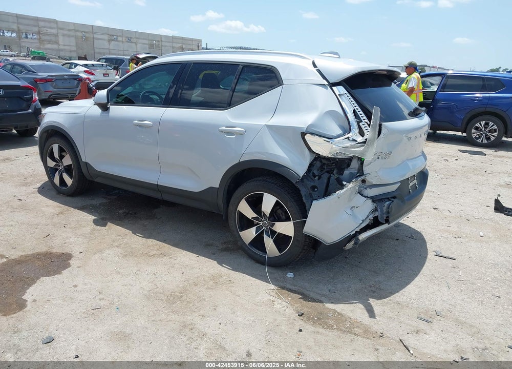 2020 VOLVO XC40 VIN: YV4AC2HKXL2192885