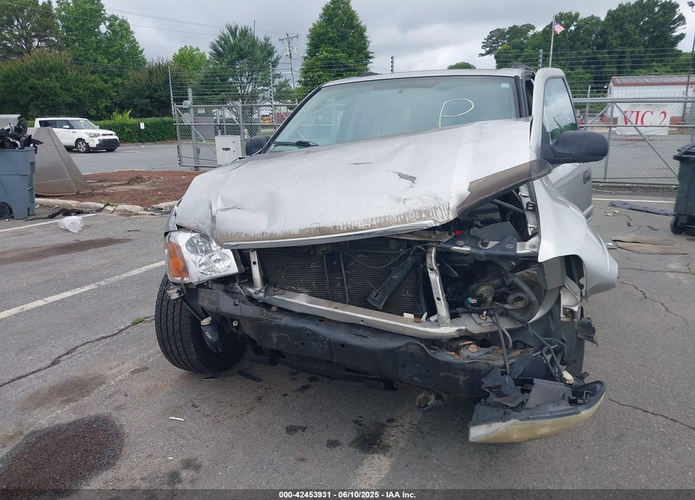 2004 GMC ENVOY VIN: 1GKDT13S242361580