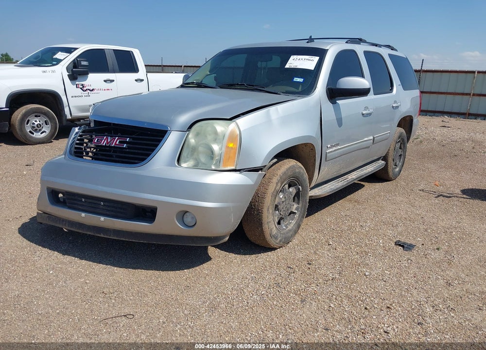 2011 GMC YUKON VIN: 1GKS2CE03BR356121