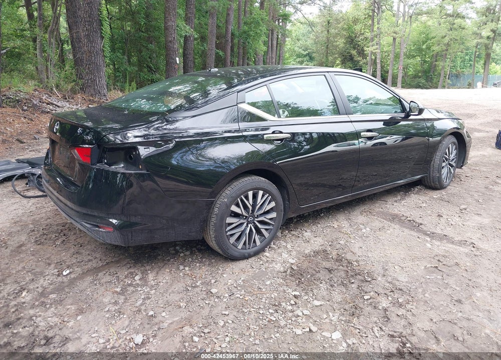 2024 NISSAN ALTIMA SV FWD VIN: 1N4BL4DV4RN385761