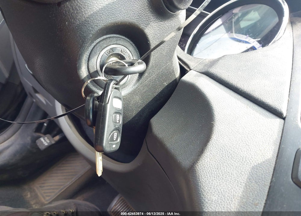 2011 HYUNDAI SONATA VIN: 5NPEB4AC9BH008264