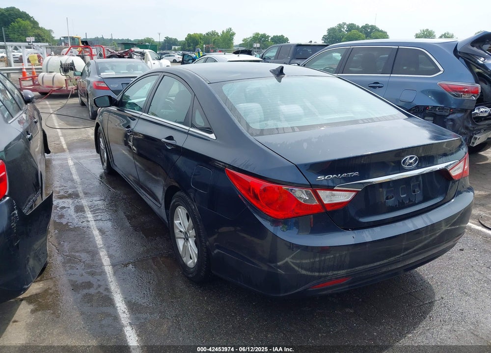 2011 HYUNDAI SONATA VIN: 5NPEB4AC9BH008264