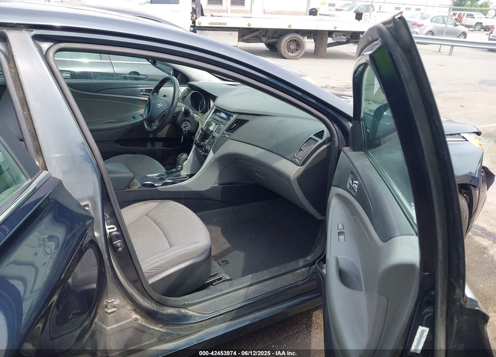 2011 HYUNDAI SONATA VIN: 5NPEB4AC9BH008264