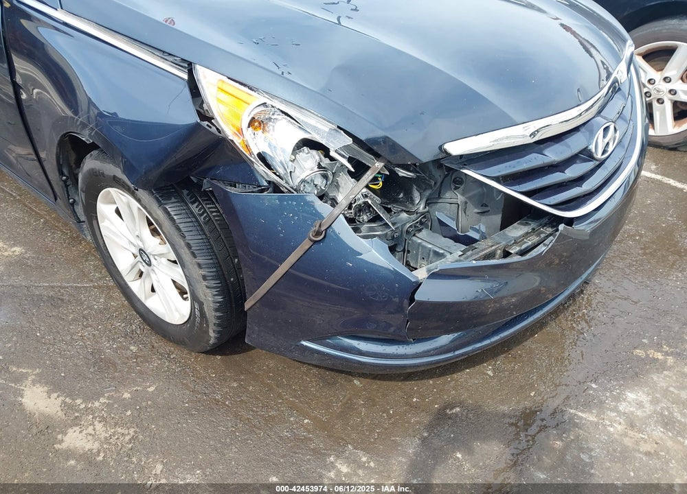 2011 HYUNDAI SONATA VIN: 5NPEB4AC9BH008264
