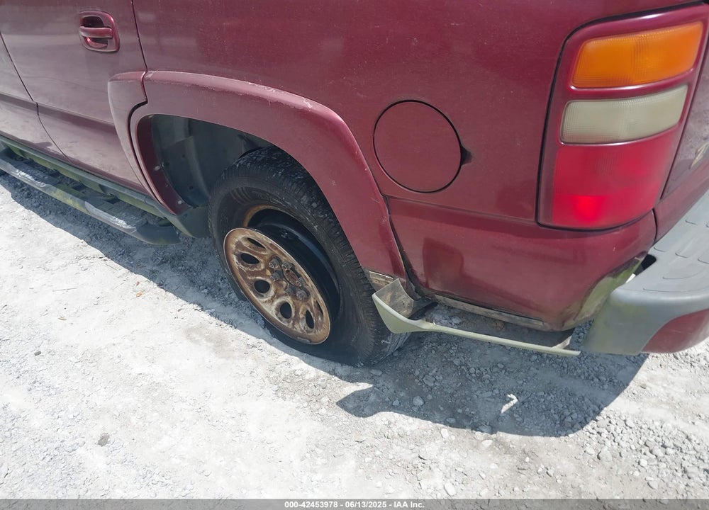 2003 CHEVROLET TAHOE Z71 VIN: 1GNEK13Z33R275241