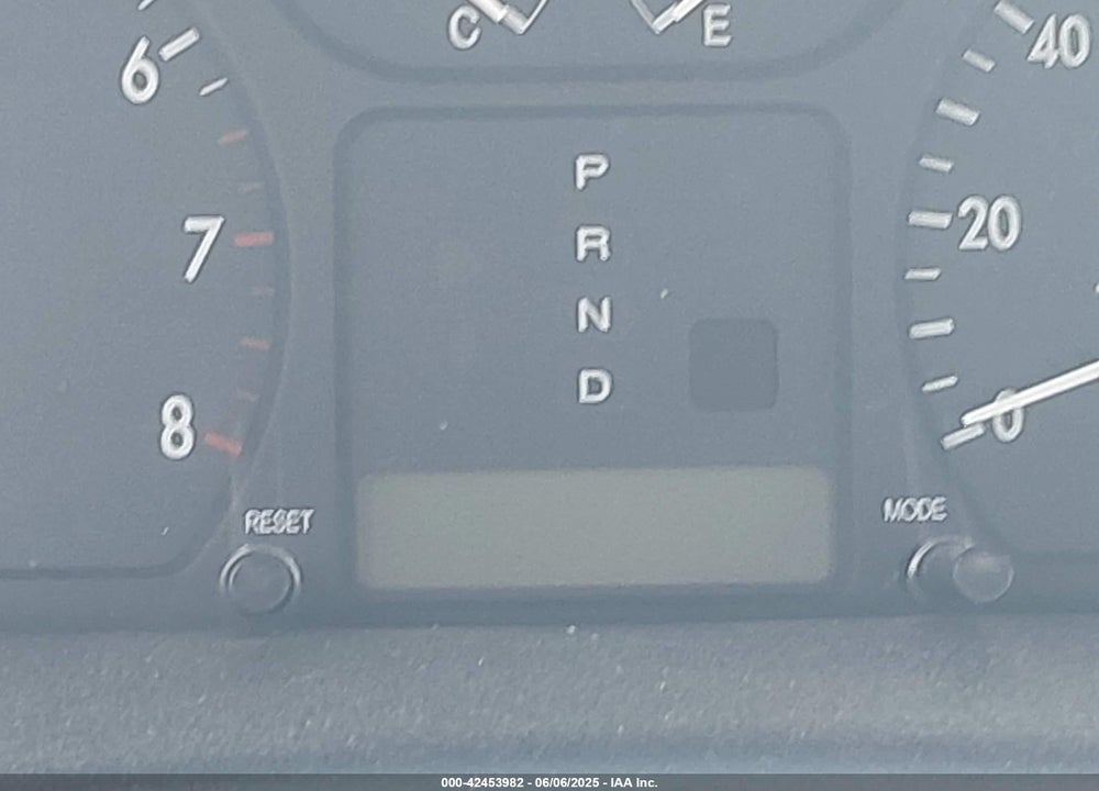 2004 KIA OPTIMA VIN: KNAGD126345254527