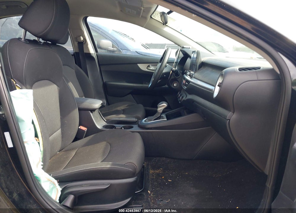 2024 KIA FORTE VIN: 3KPF24AD9RE829960
