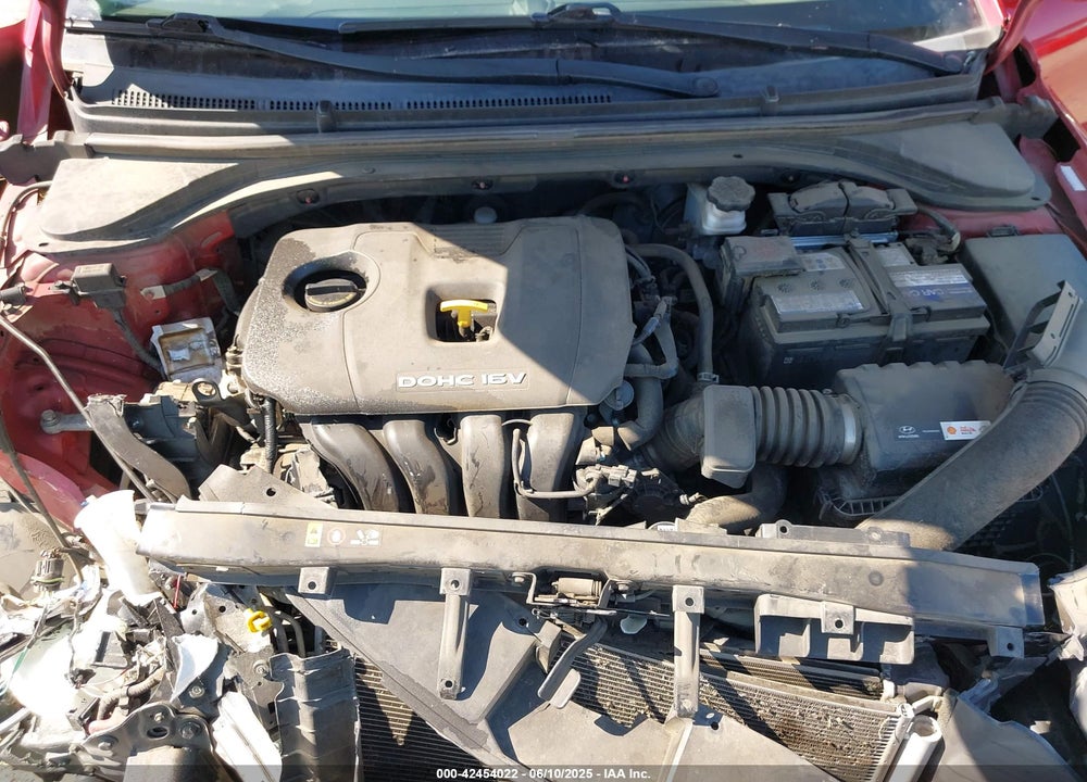 2017 HYUNDAI ELANTRA VIN: KMHD84LF7HU192289