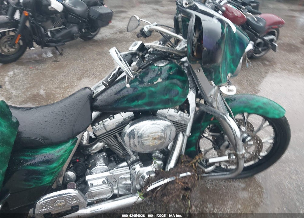 2004 HARLEY-DAVIDSON FLHR VIN: 1HD1FDV124Y734835