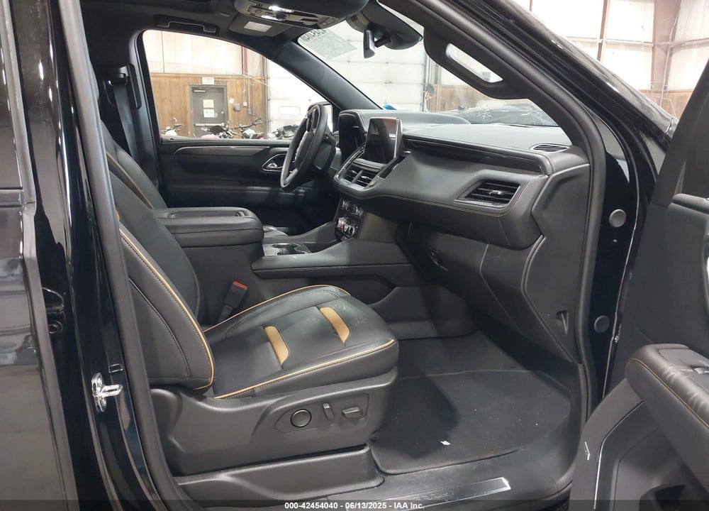 2024 GMC YUKON XL VIN: 1GKS2HKD7RR288484