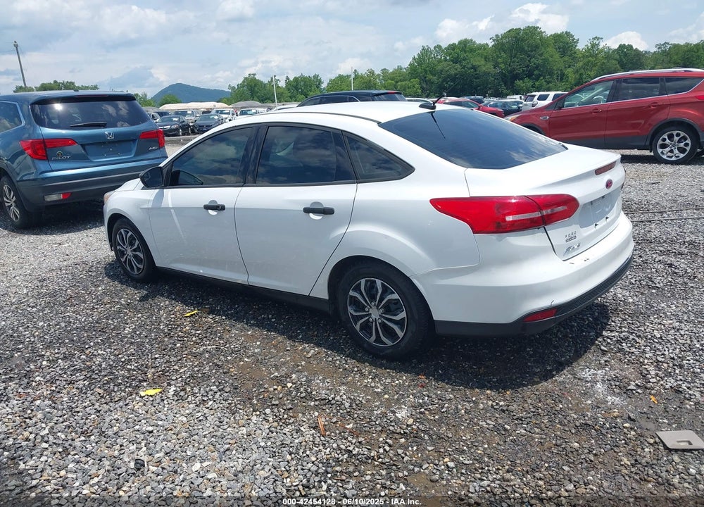 2015 FORD FOCUS VIN: 1FADP3E2XFL224267