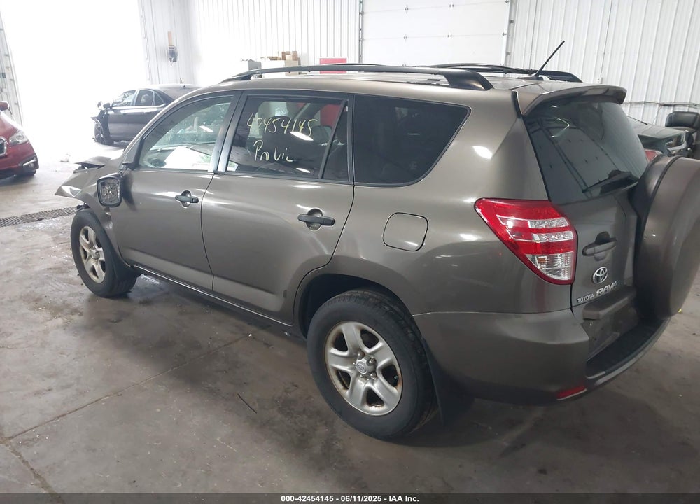 2009 TOYOTA RAV4 VIN: JTMBF33VX95010521