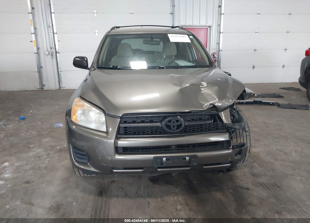 2009 TOYOTA RAV4 VIN: JTMBF33VX95010521