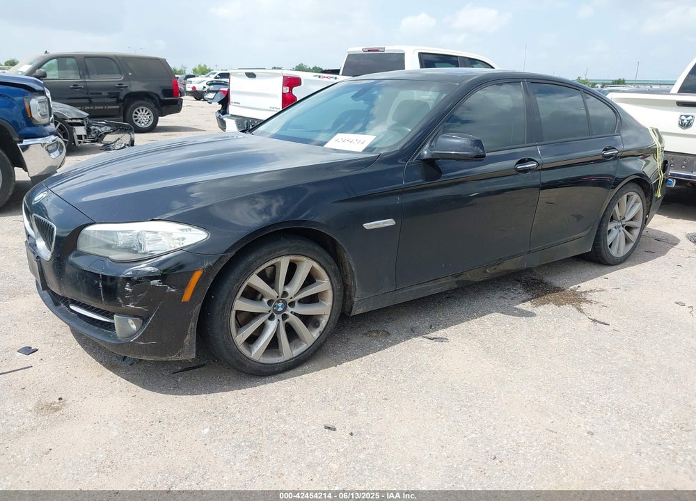 2011 BMW 5 SERIES VIN: WBAFR7C55BC802686