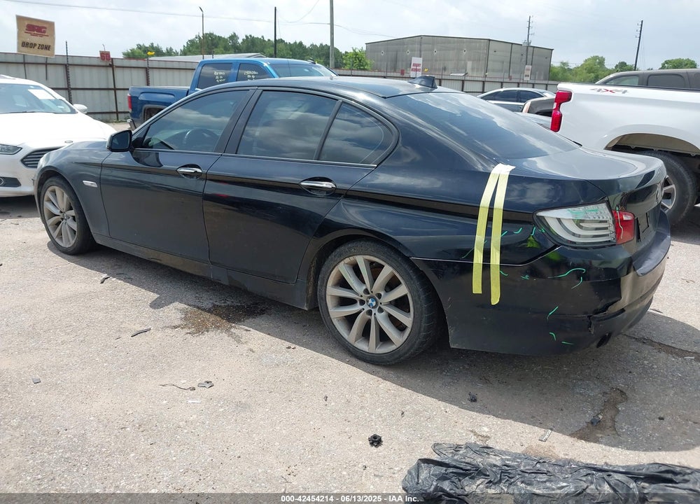 2011 BMW 5 SERIES VIN: WBAFR7C55BC802686
