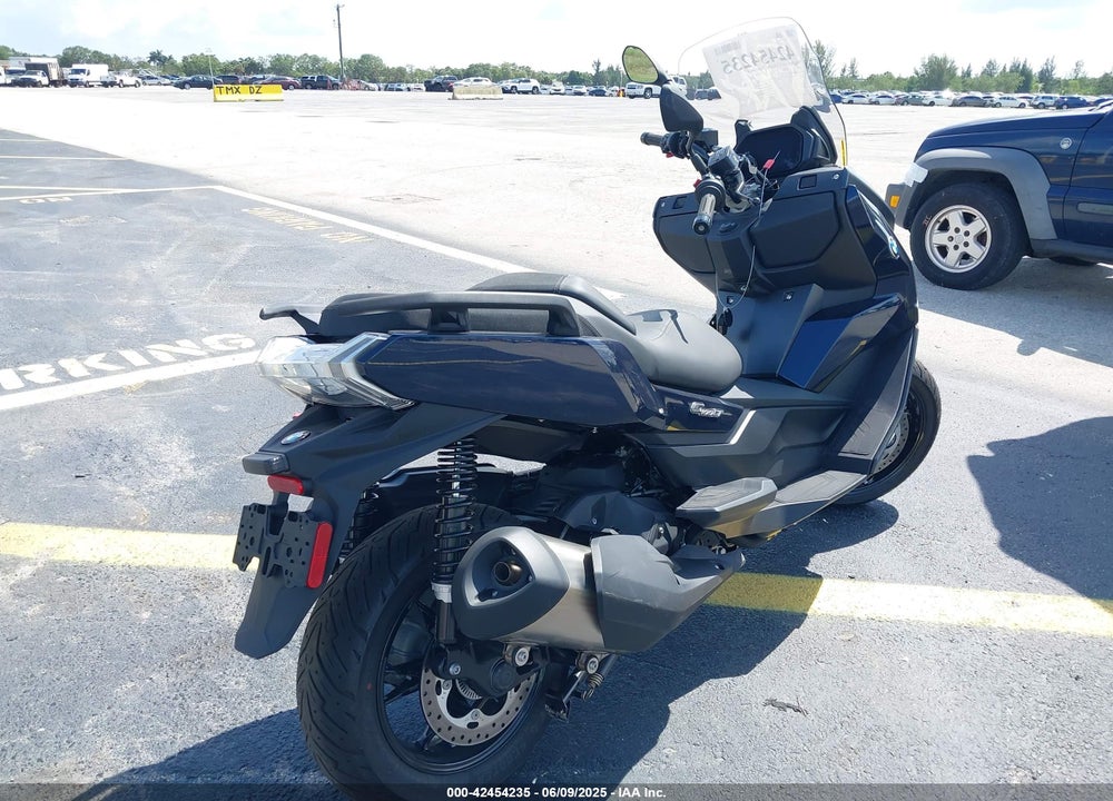 2024 BMW C 400 GT VIN: WB40C6307RS924426