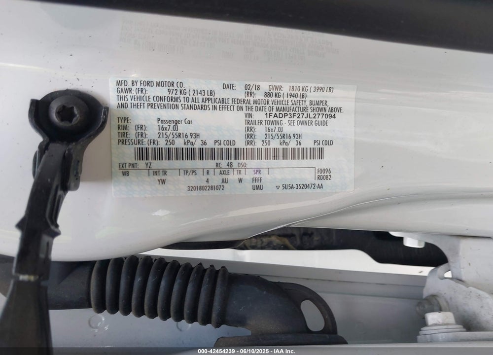 2018 FORD FOCUS VIN: 1FADP3F27JL277094