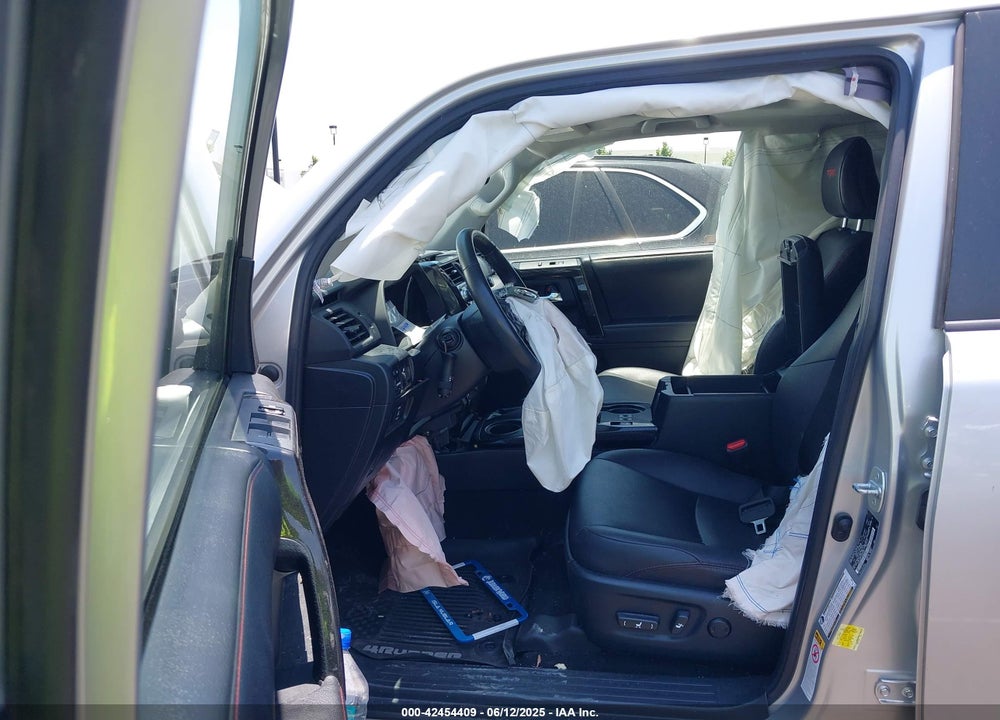 2018 TOYOTA 4RUNNER VIN: JTEBU5JR1J5609251