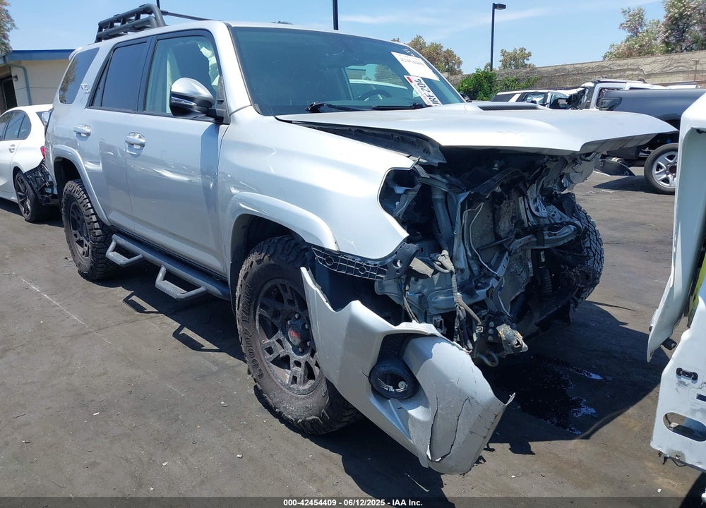 2018 TOYOTA 4RUNNER VIN: JTEBU5JR1J5609251