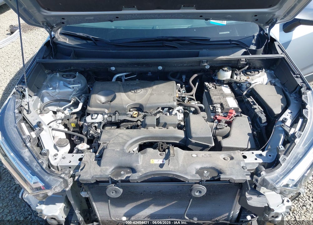 2024 TOYOTA RAV4 VIN: 2T3W1RFV8RW319542