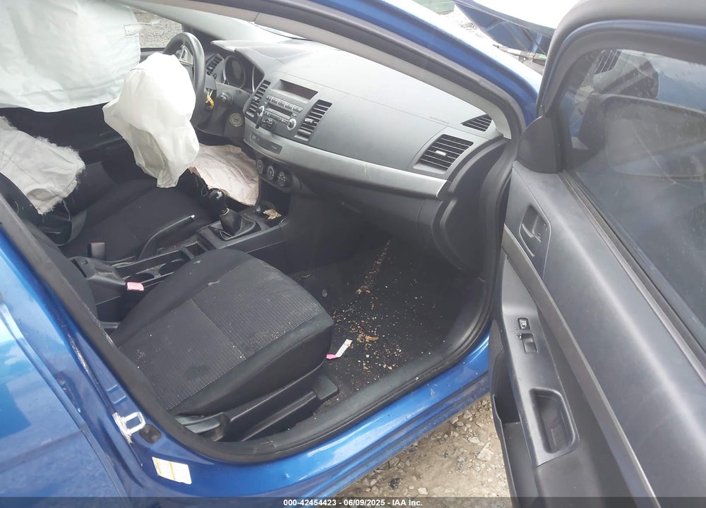 2009 MITSUBISHI LANCER VIN: JA3AU26U29U029549