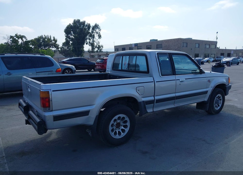 1989 MAZDA B2600 CAB PLUS VIN: JM2UF6140K0789690