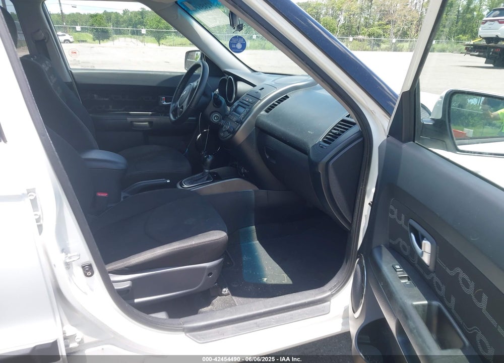 2012 KIA SOUL VIN: KNDJT2A62C7445779