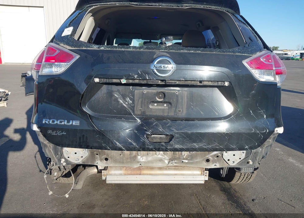 2016 NISSAN ROGUE S VIN: KNMAT2MT5GP623546