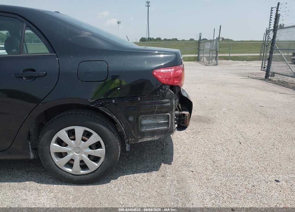 2010 TOYOTA COROLLA LE VIN: 1NXBU4EEXAZ348970
