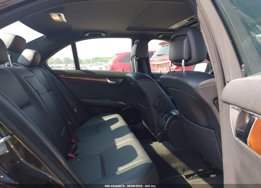 2009 MERCEDES-BENZ C 300 LUXURY 4MATIC/SPORT 4MATIC VIN: WDDGF81X69F213008