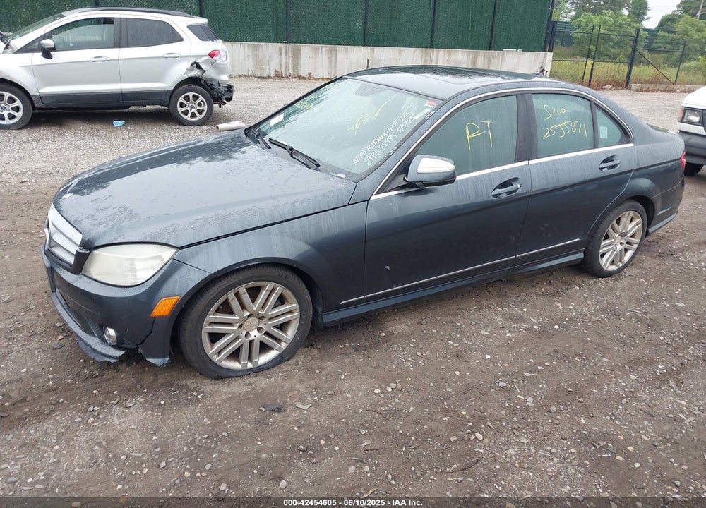2009 MERCEDES-BENZ C CLASS VIN: WDDGF81X89R070318