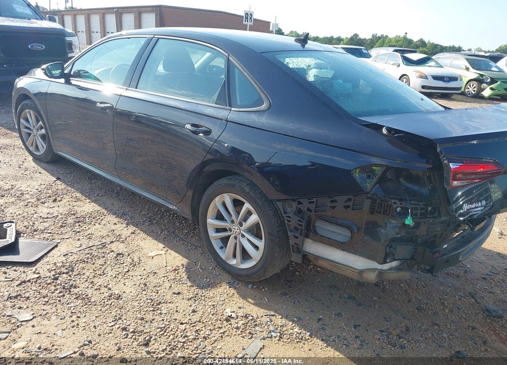 2021 VOLKSWAGEN PASSAT VIN: 1VWAA7A31MC017829