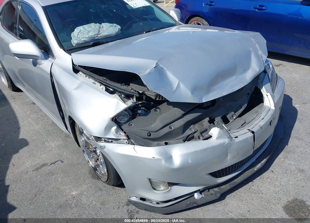 2006 LEXUS IS 350 VIN: JTHBE262X65001939