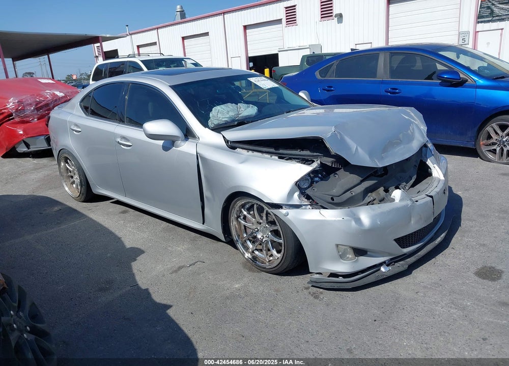 2006 LEXUS IS 350 VIN: JTHBE262X65001939
